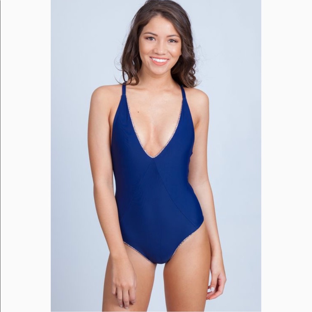 ❌SOLD❌NWT Acacia Venezuela ocean Medium